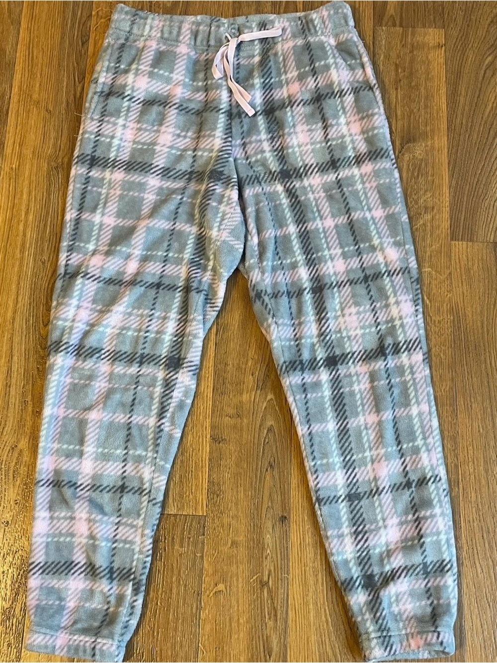 Cozy Plaid Fleece Pajama Joggers - Gray & Pink